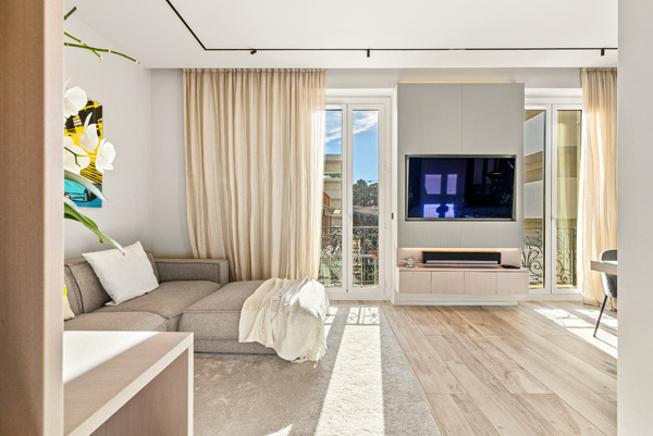Appartement 3 pièces rénové à la Condamine libre de loi - 4