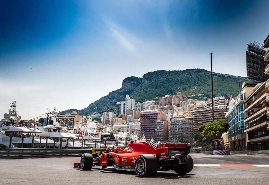 Grand Prix Formule 1 - Terrasse 22 Places